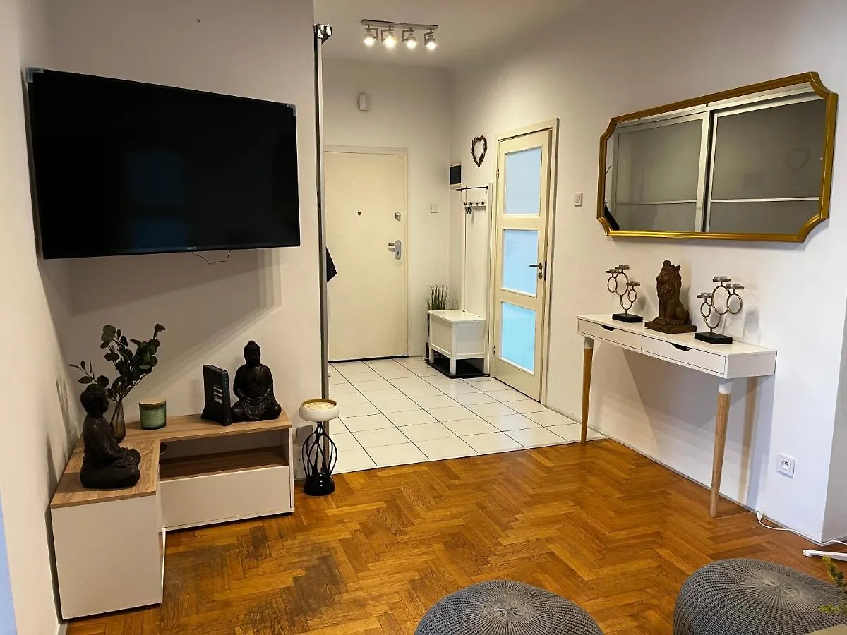 72M2 Spacious Krakow Apartments By Rentujemy 0*,